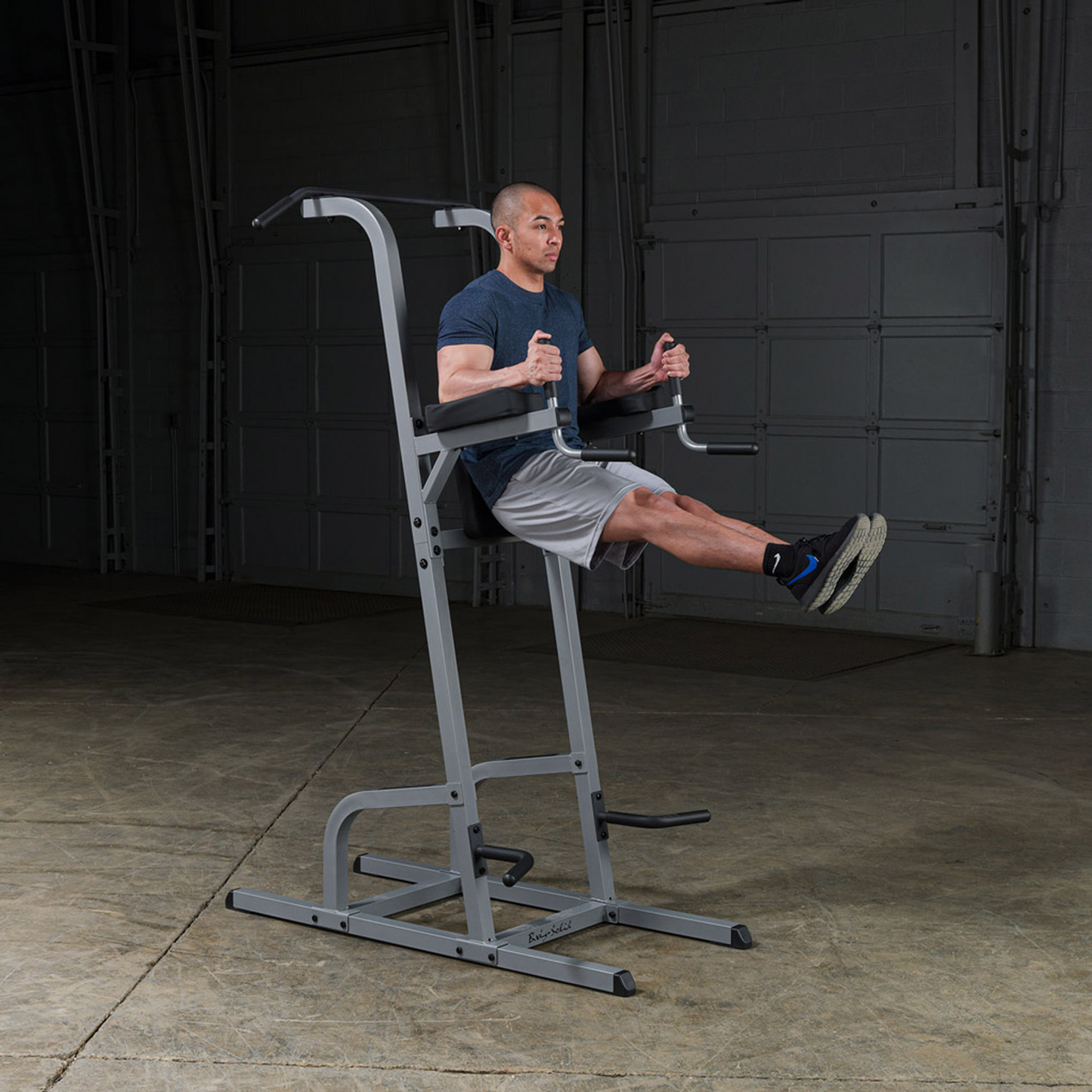 Body-Solid Vertical Knee Raise and Pull Up