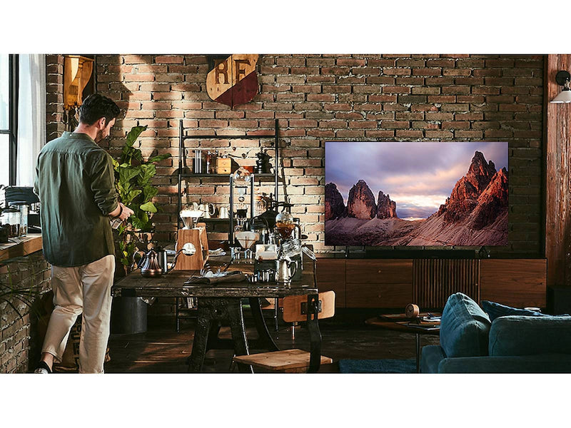 Class TU690T Crystal UHD 4K Smart TV powered by Tizen™