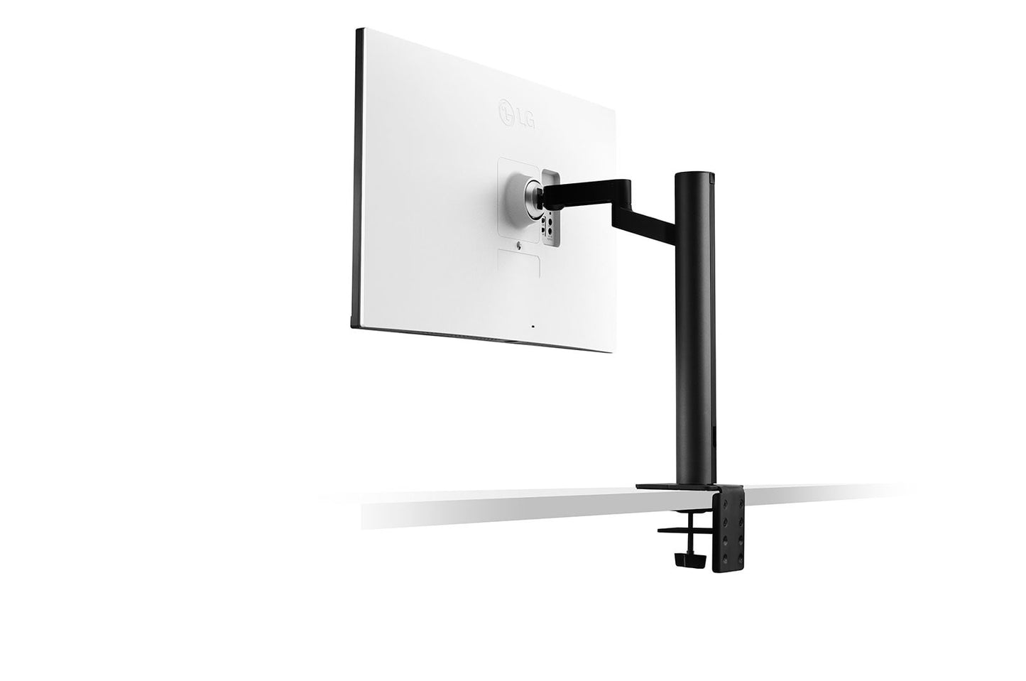 31.5'' UltraFine™ UHD 4K Ergo IPS Monitor with USB Type-C™