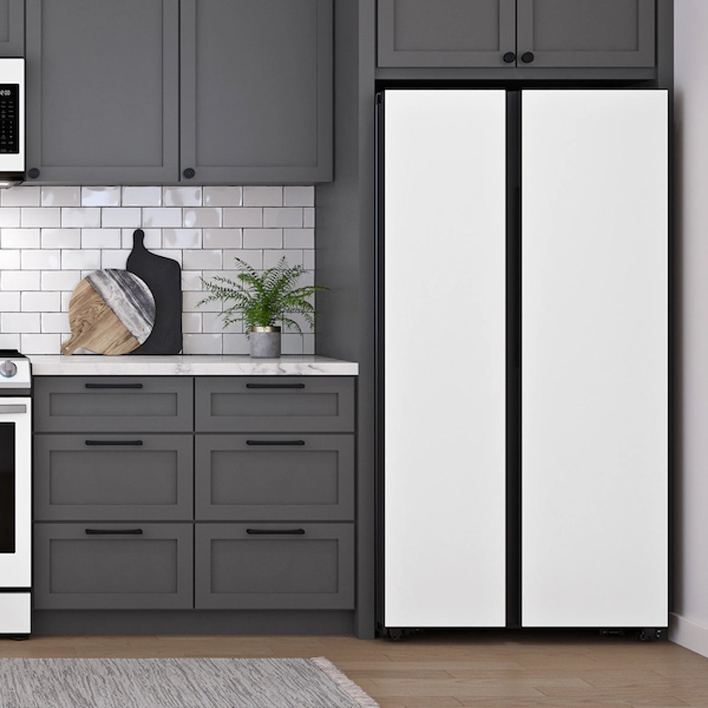 Bespoke Side-by-Side 28 cu. ft. Refrigerator with Beverage Center™ in White Glass.