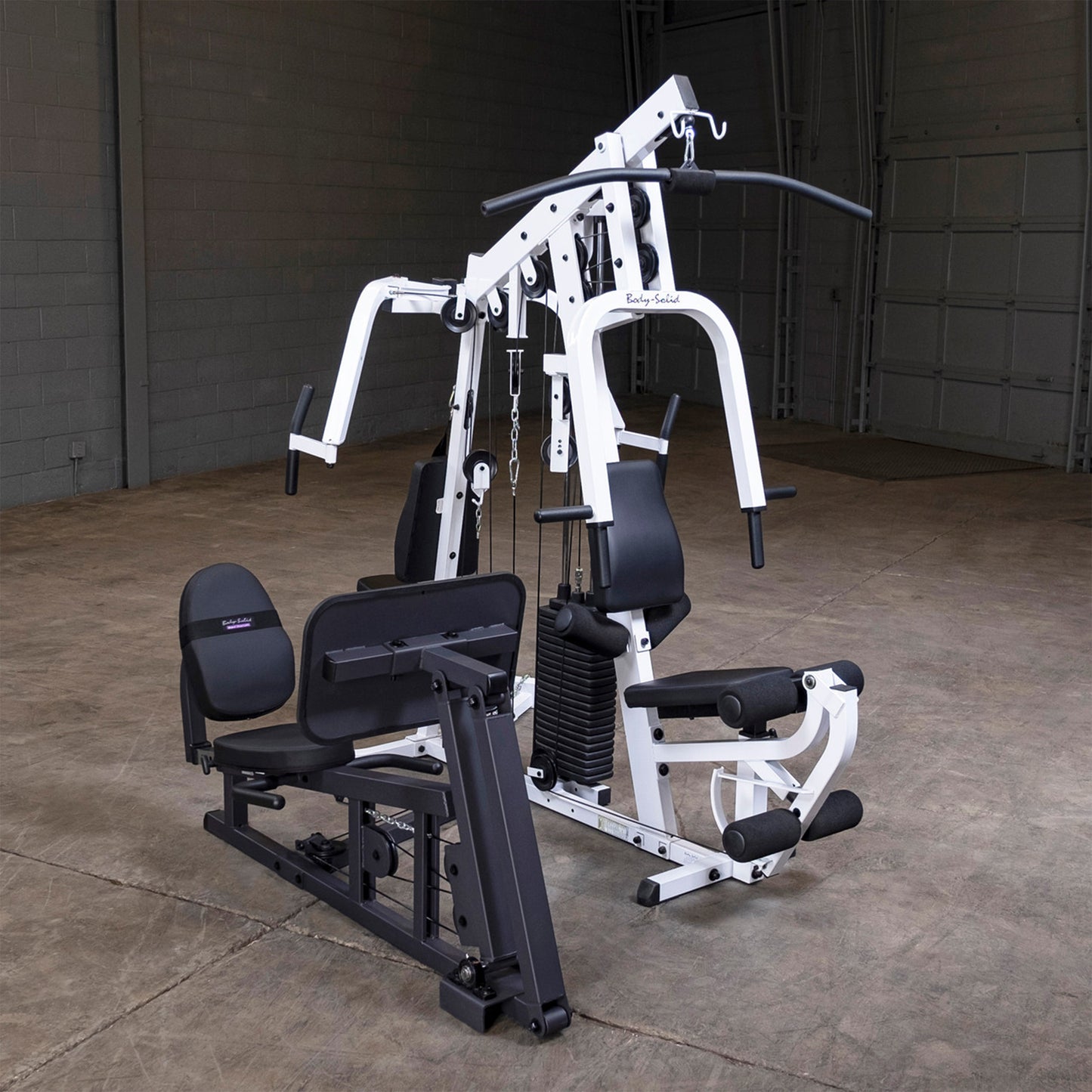 Body-Solid EXM2500 صالة الألعاب الرياضية المنزلية بدون تمرين ضغط الأرجل