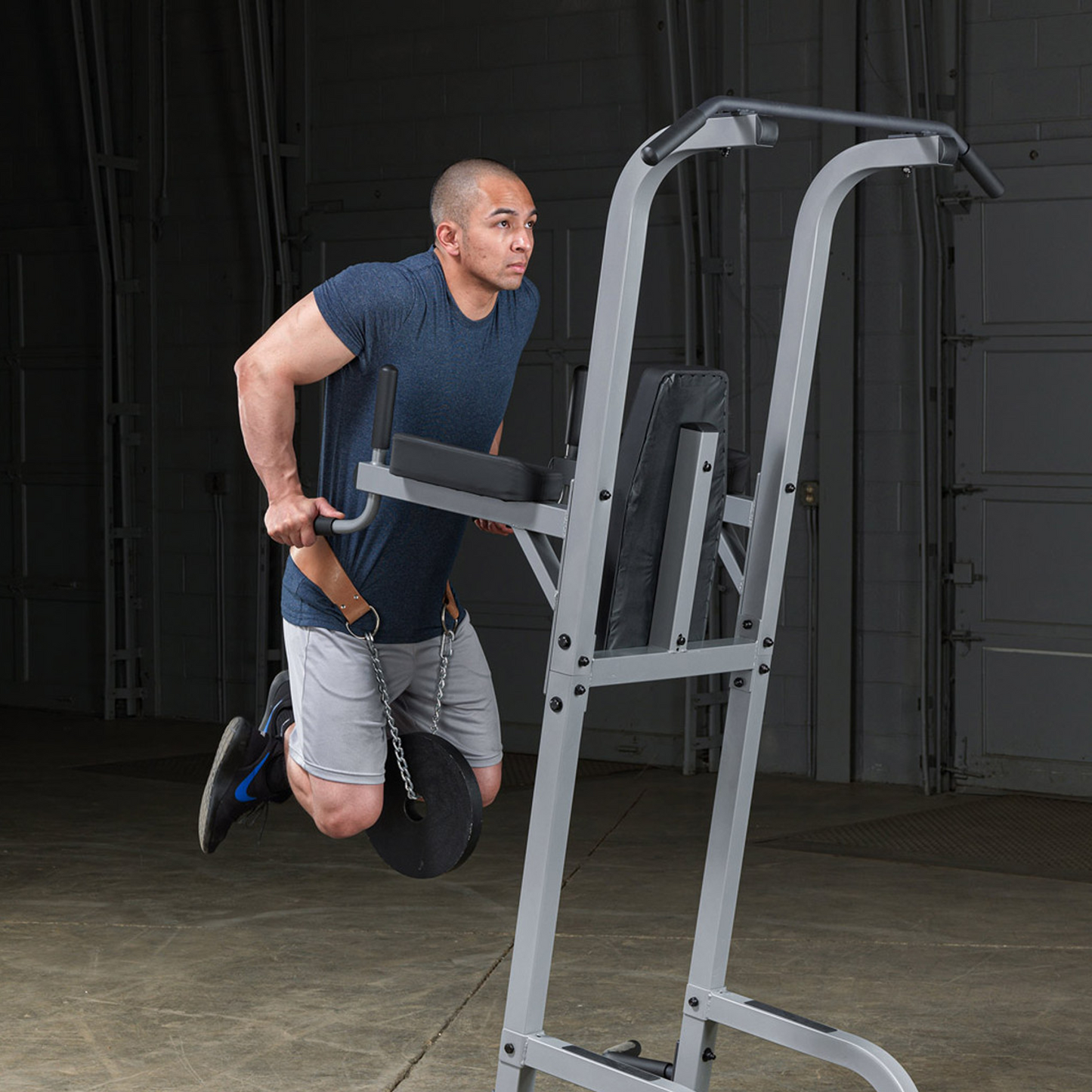 Body-Solid Vertical Knee Raise and Pull Up