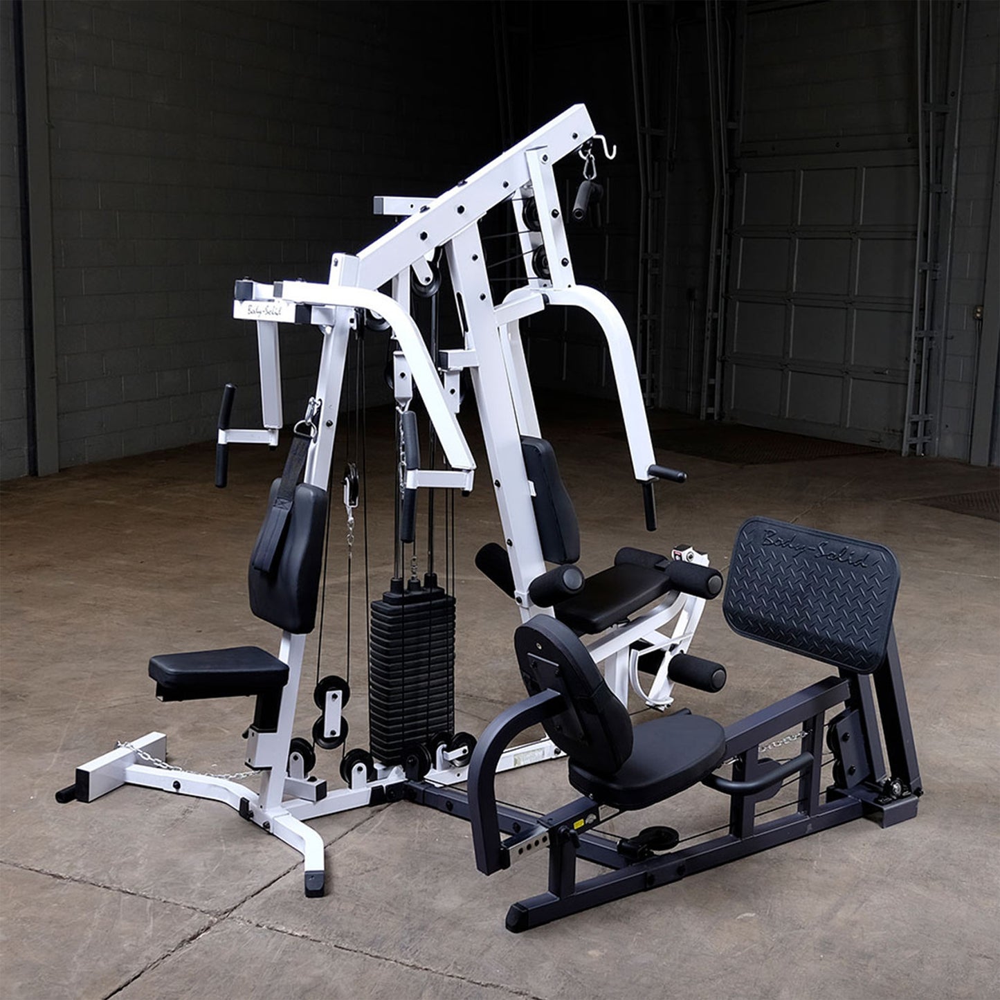 Body-Solid EXM2500 صالة الألعاب الرياضية المنزلية بدون تمرين ضغط الأرجل