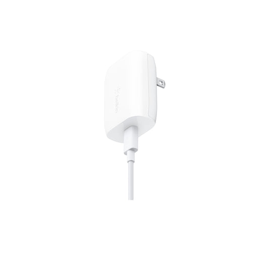 شاحن حائط Belkin BOOST↑Charge Pro USB-C بقدرة 20 وات مع كابل USB-C إلى Lightning (1.2 متر) 